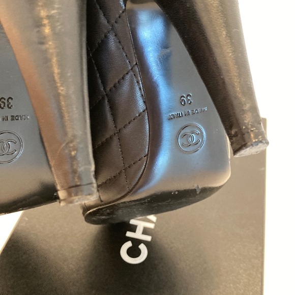 AUTHENTIC CHANEL Escarpins Quilted Classic Pump 39 - Picture 15 of 16